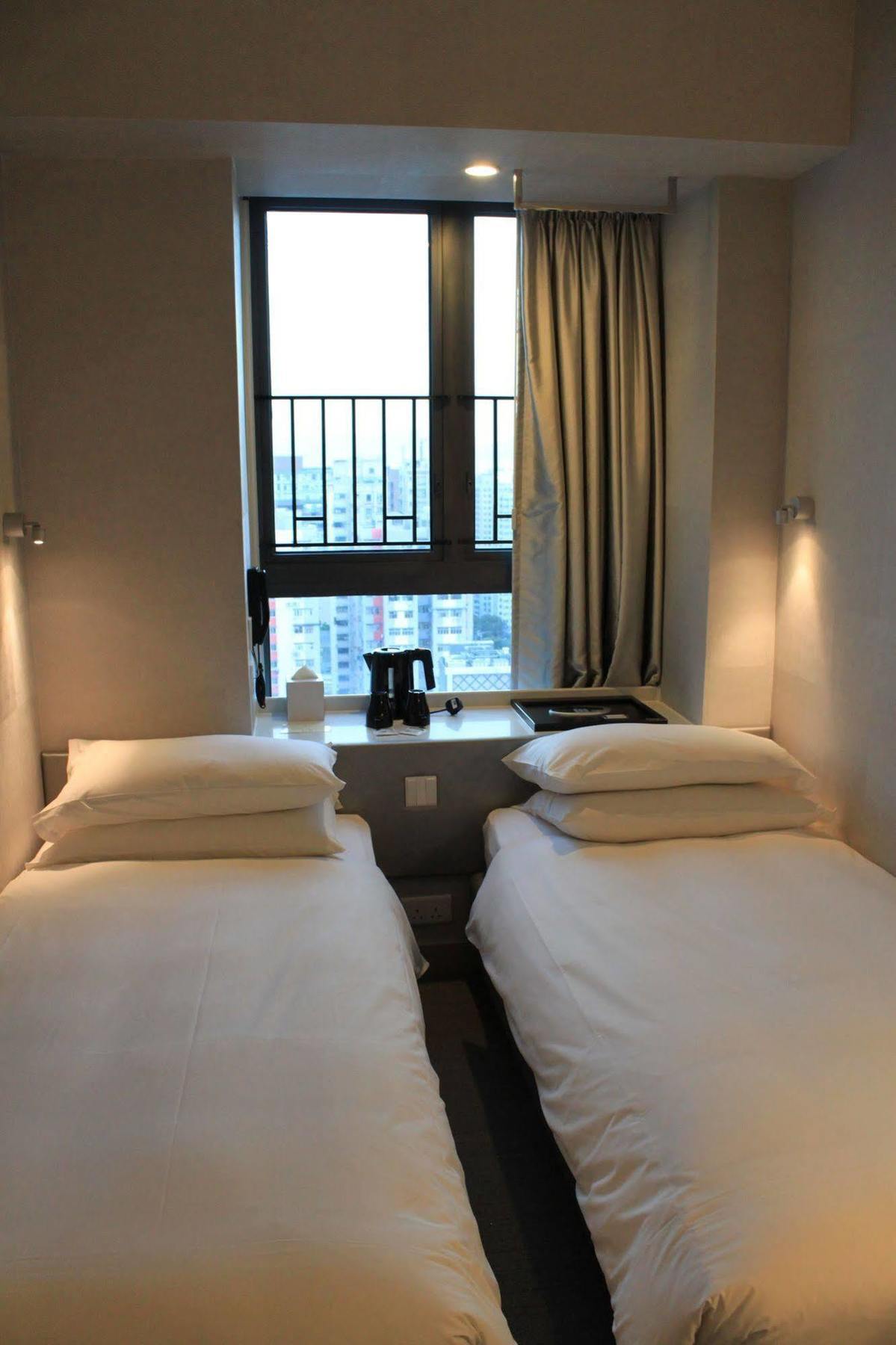 Hotel Ease Mong Kok